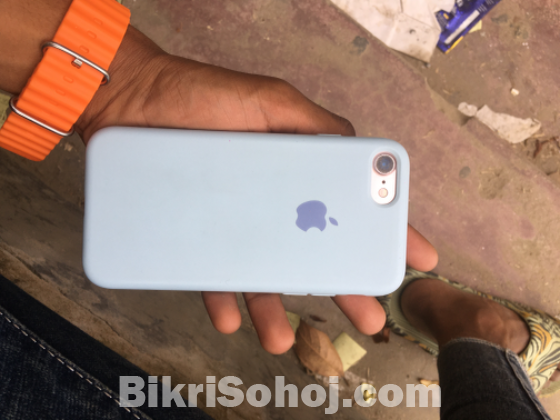 iPhone 7 32GB - Brand New